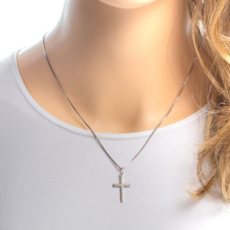 Stříbrný přívěsek - křížek