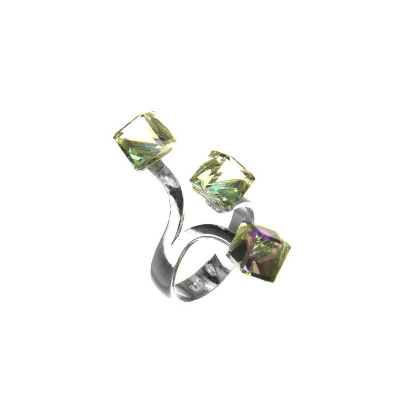 Stříbrný prsten - křišťály Swarovski