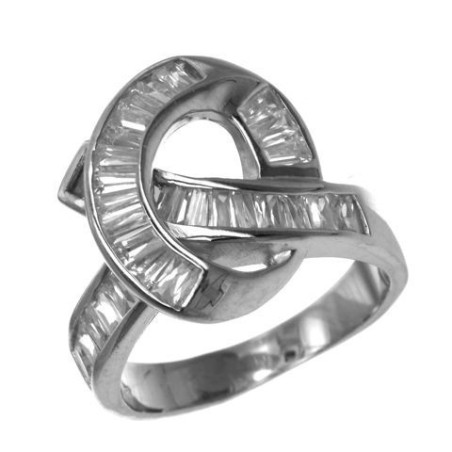 Stříbrný prsten - čiré zirkony ve tvaru obdélníku