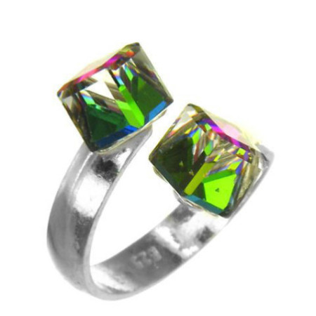 Stříbrný prsten - zelené křišťály Swarovski