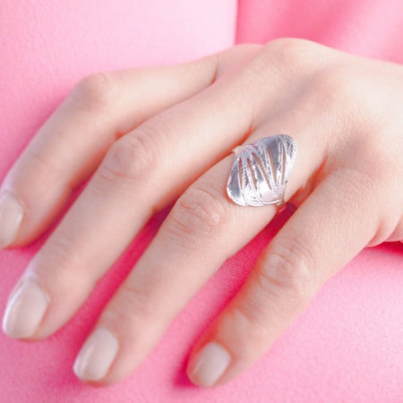 Stříbrný prsten - s ručním gravírem