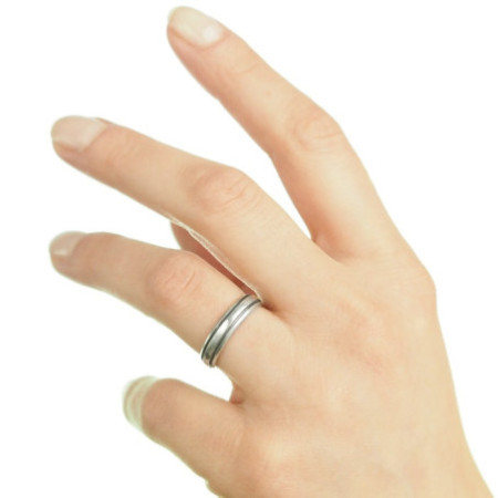 Stříbrný prsten - obroučka, černá glazura