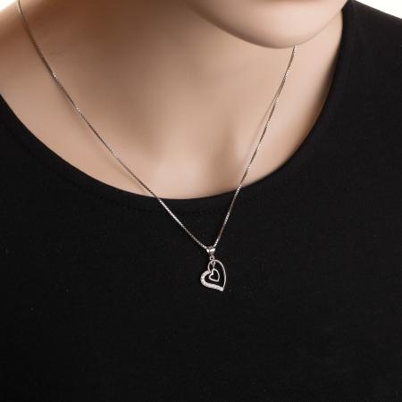 Stříbrný přívěsek - srdíčko, čiré kulaté zirkony | Argento.cz