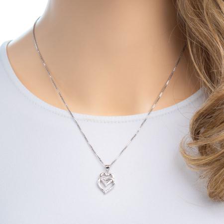 Stříbrný přívěsek - srdíčko, čiré kulaté zirkony | Argento.cz