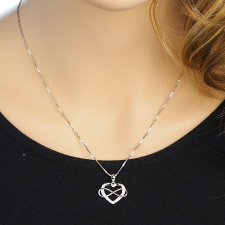 Stříbrný přívěsek - srdíčko, nekonečno, čiré kulaté zirkony | Argento.cz
