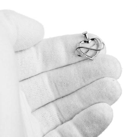 Stříbrný přívěsek - srdíčko, nekonečno, čiré kulaté zirkony | Argento.cz