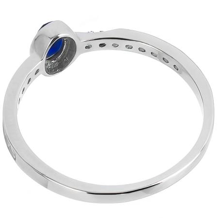 Stříbrný prsten - modrý oválný zirkon, čiré kulaté zirkony | Argento.cz