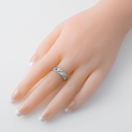 Stříbrný prsten - čiré kulaté zirkony | Argento.cz