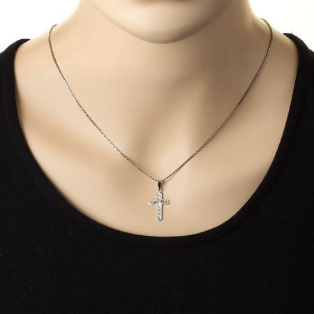 Stříbrný přívěsek - křížek, s ručním gravírem | Argento.cz