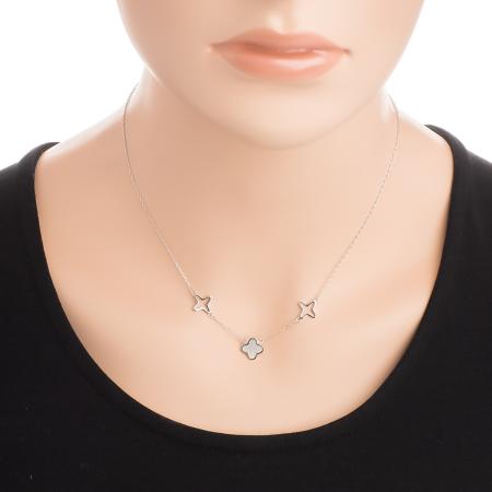 Stříbrný náhrdelník - čtyřlístek, perleť, délka 43 až 46 cm | Argento.cz