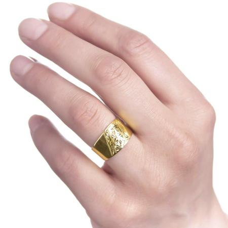Pozlacený stříbrný prsten - s ručním gravírem | Argento.cz
