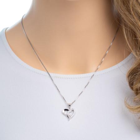 Stříbrný přívěsek - srdíčko, čiré kulaté zirkony | Argento.cz