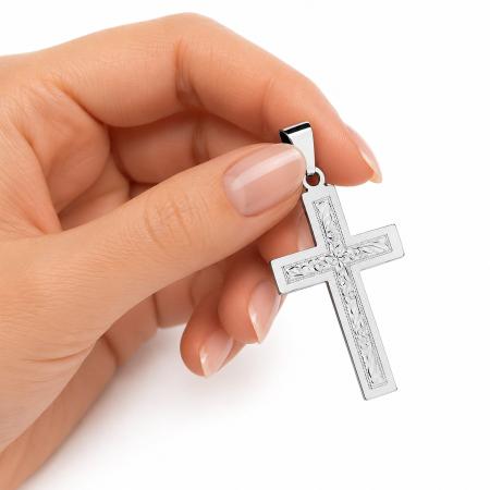 Stříbrný přívěsek - křížek, s ručním gravírem | Argento.cz