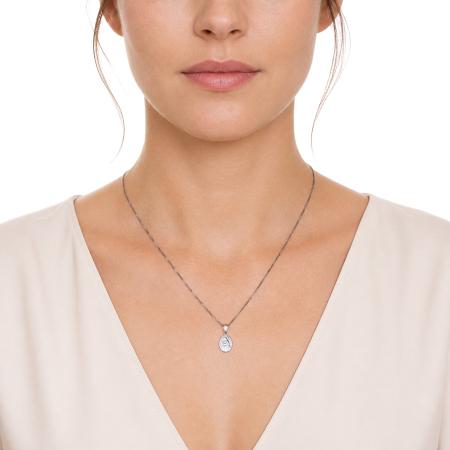 Stříbrný přívěsek - světice s liliemi | Argento.cz